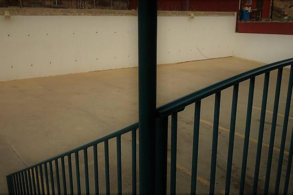 Lovely 1 Bedroom Apartment W/Private Parking Ensenada Exteriér fotografie